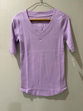 Talbots Lavender V-Neck Short Sleeve Top NWT XS